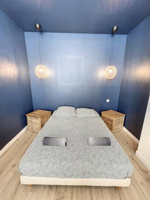Appartement Lumineux Au Coeur De La Joliette Marseille Luaran gambar